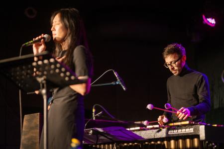 Južnokorejska izvajalka June Yun v KMKC Kompleks (14)